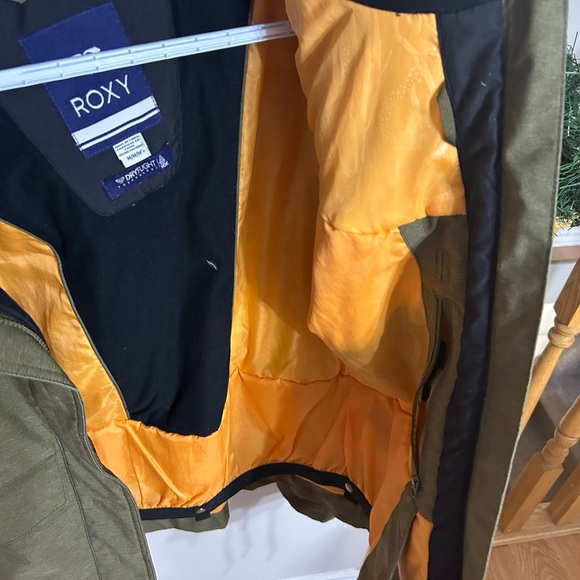 Women’s, Roxy Winter Jacket - Picture 3 of 4